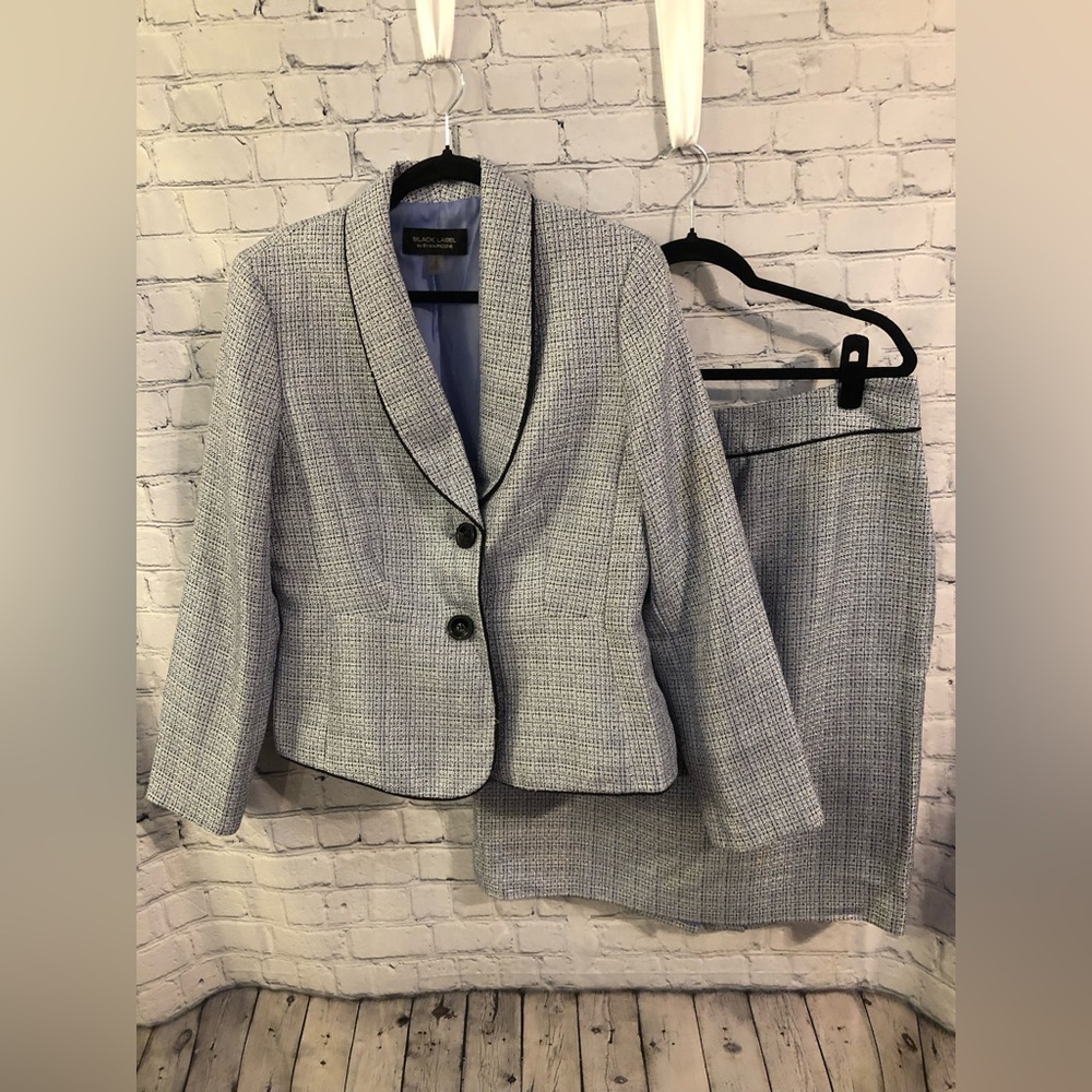 Black label by Evan Picone skirt suit set